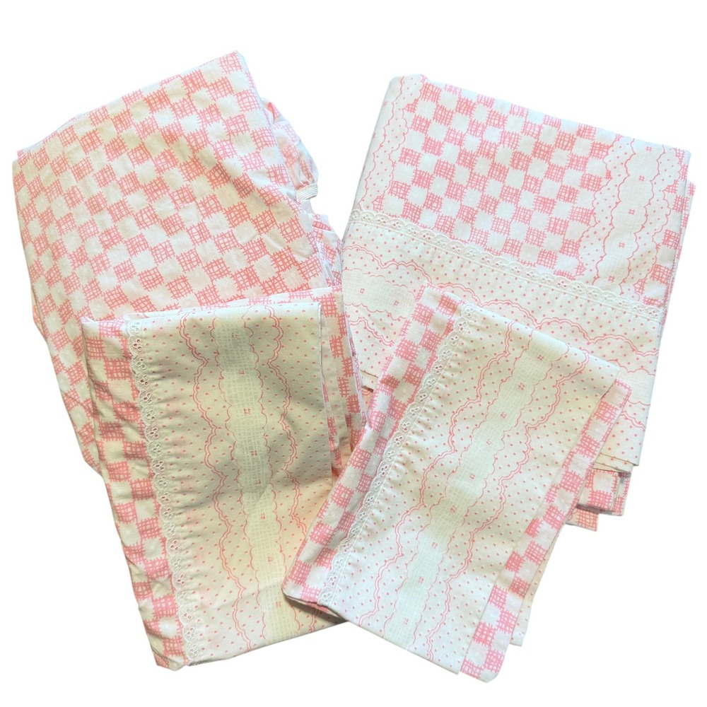 VTG Utica J.P. Stevens Pink Gingham Full Sheet Set Lace eyelet Cottagecore Retro